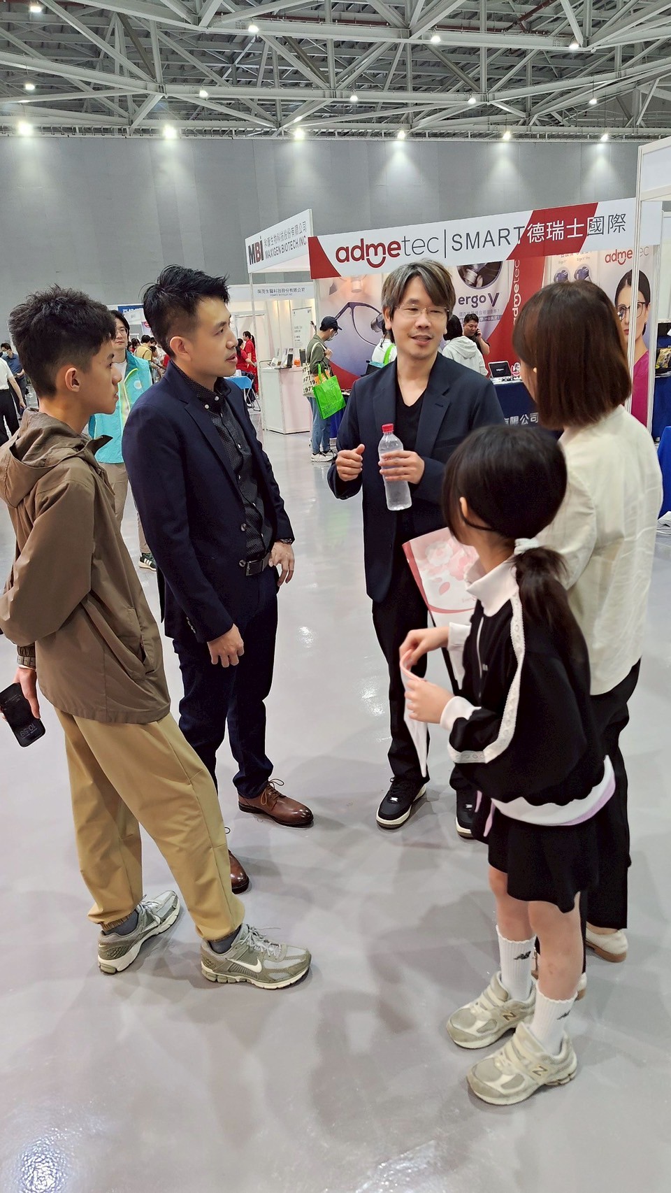 財團法人桃園牙醫師公會115年牙材展活動照片4